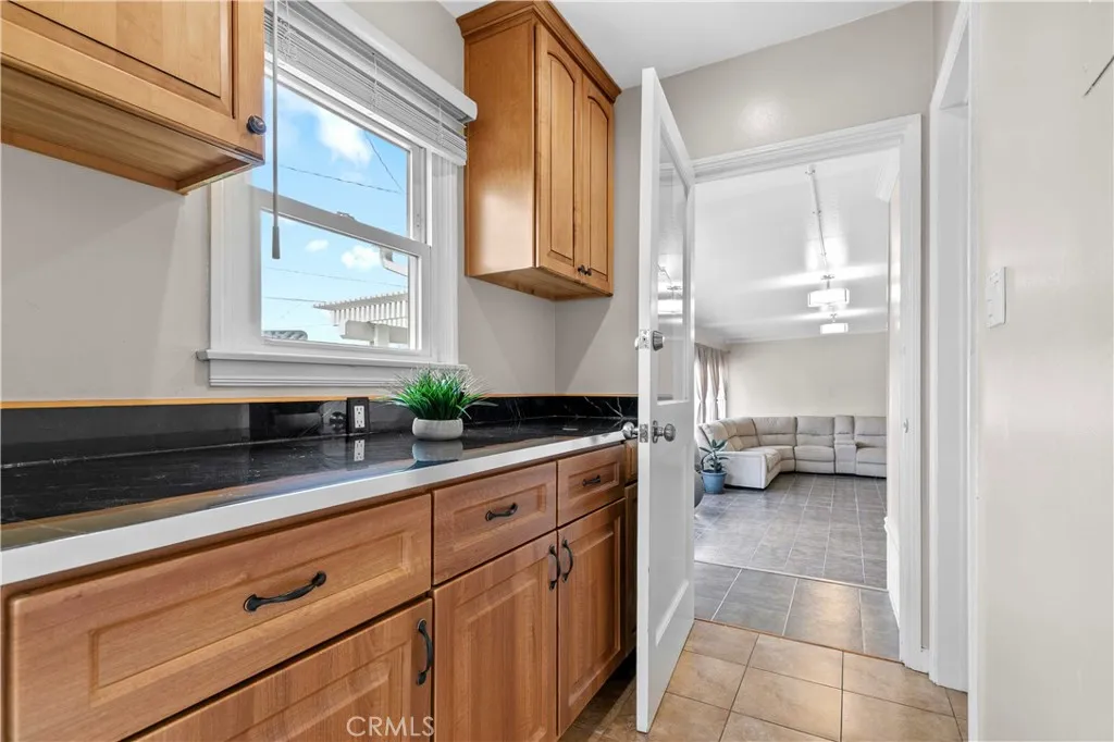 3348 Burritt Way, La Crescenta, California 91214 home-pic-23